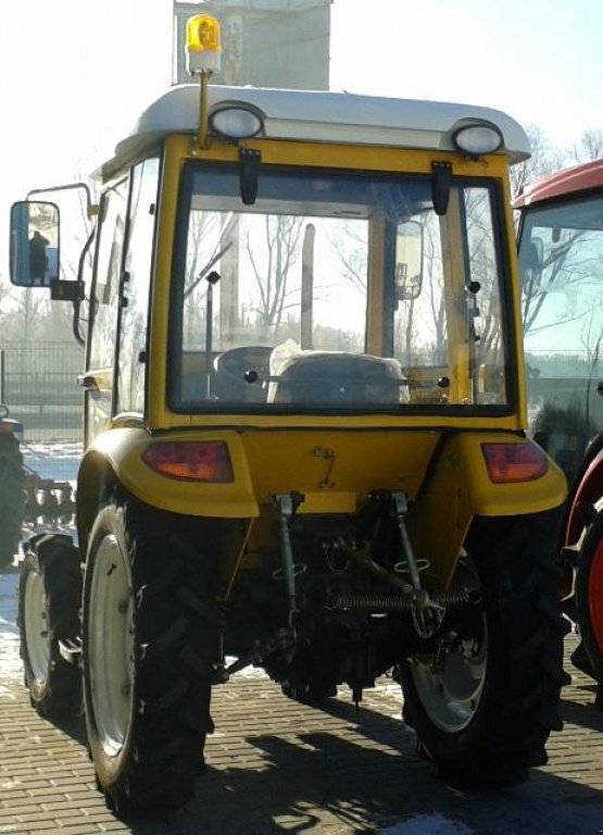 Hopfentraktor van het type Dong Feng DF 244, Neumaschine in Глеваха (Foto 5)