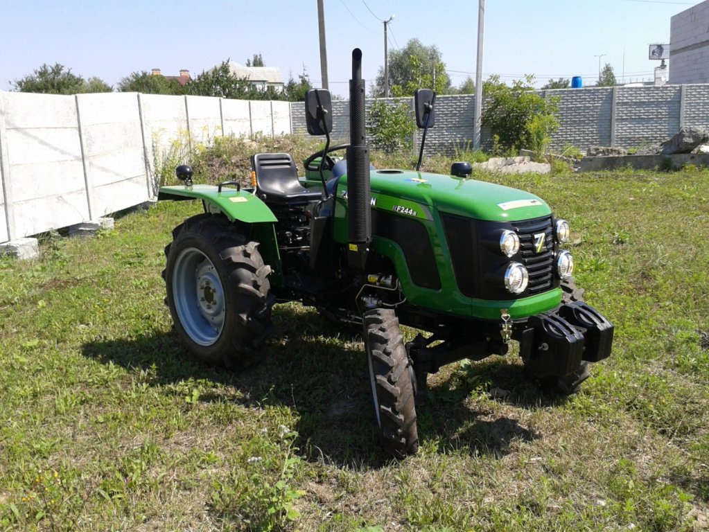 Hopfentraktor typu Zoomlion RF-244, Neumaschine v Глеваха (Obrázok 2)