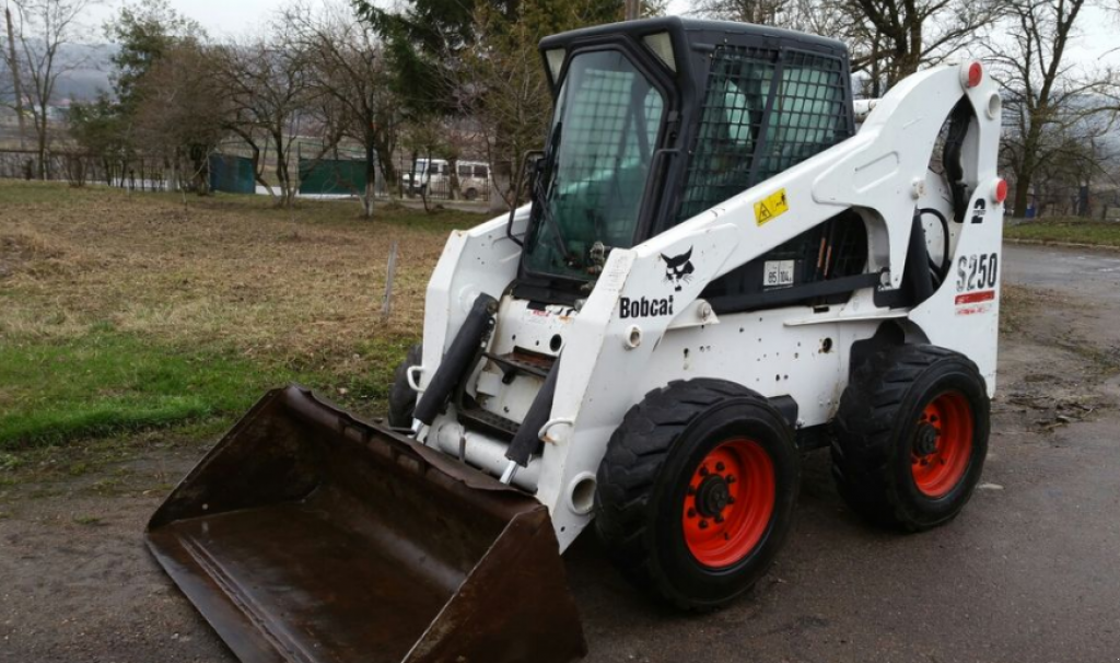 Gabelstapler του τύπου Bobcat S250 Turbo,  σε Золочів (Φωτογραφία 1)