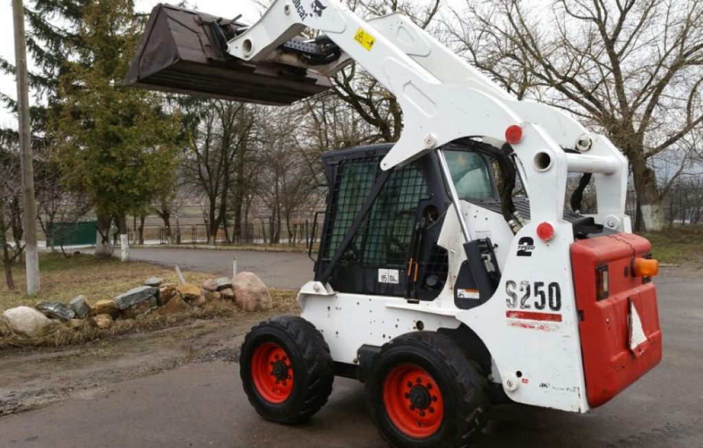 Gabelstapler typu Bobcat S250 Turbo,  v Золочів (Obrázek 9)