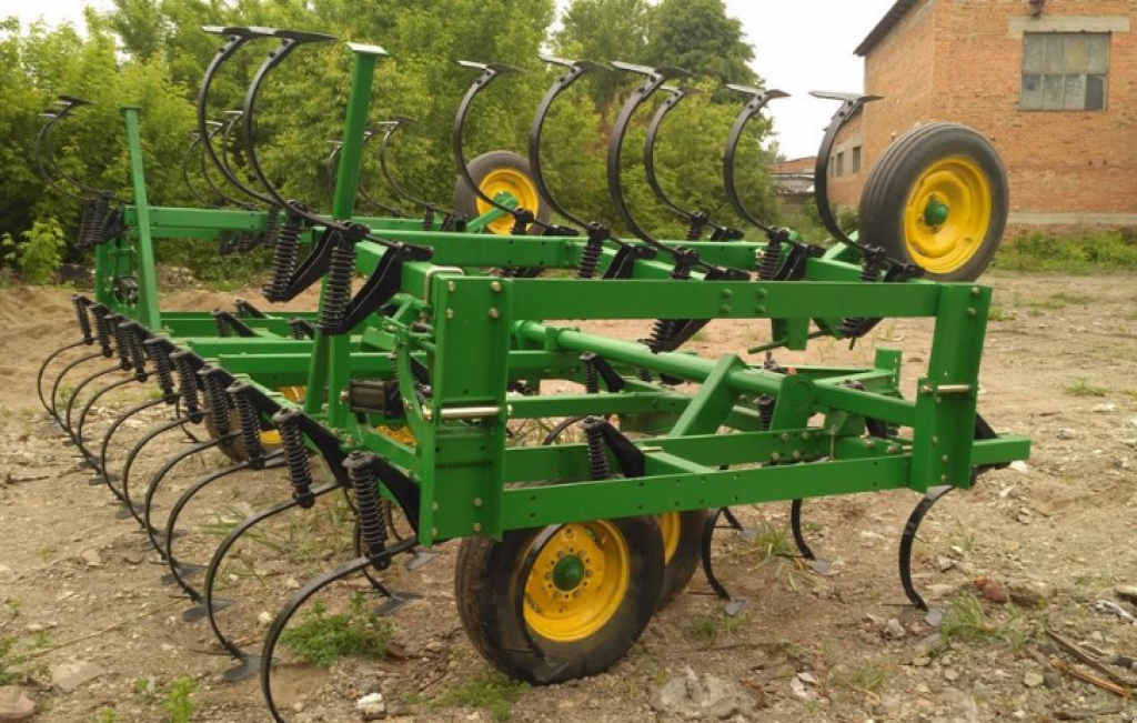 Kartoffelpflegetechnik tipa John Deere 1010,  u Калинівка (Slika 6)