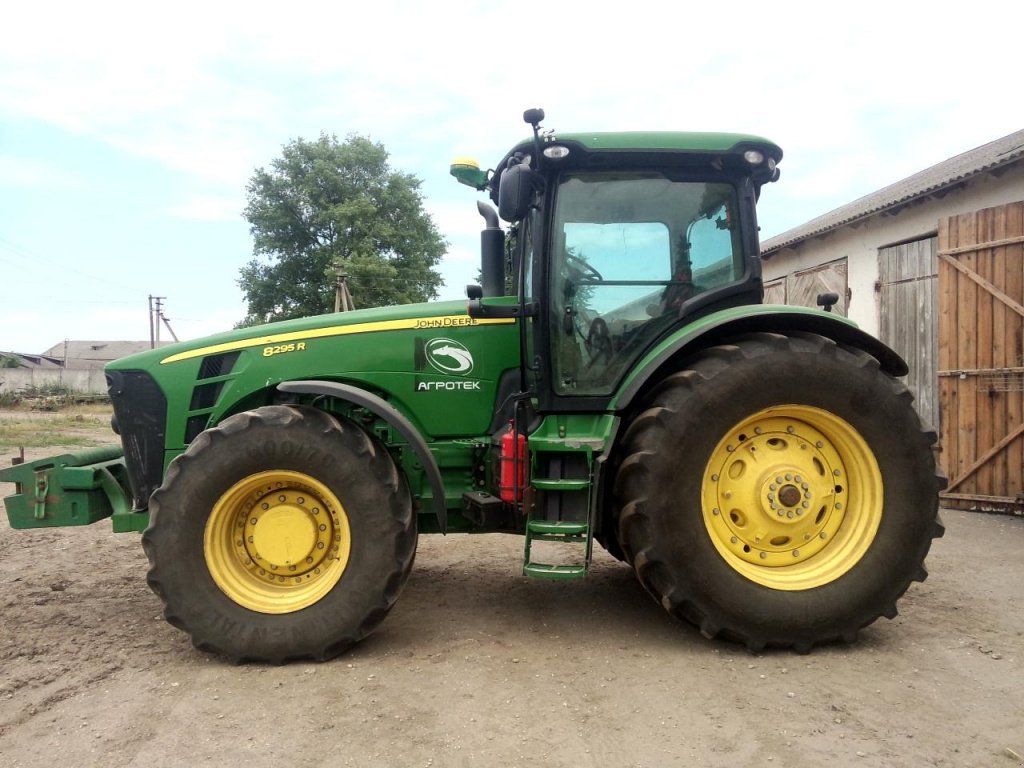 Oldtimer-Traktor от тип John Deere 8295R, Neumaschine в Не обрано (Снимка 4)