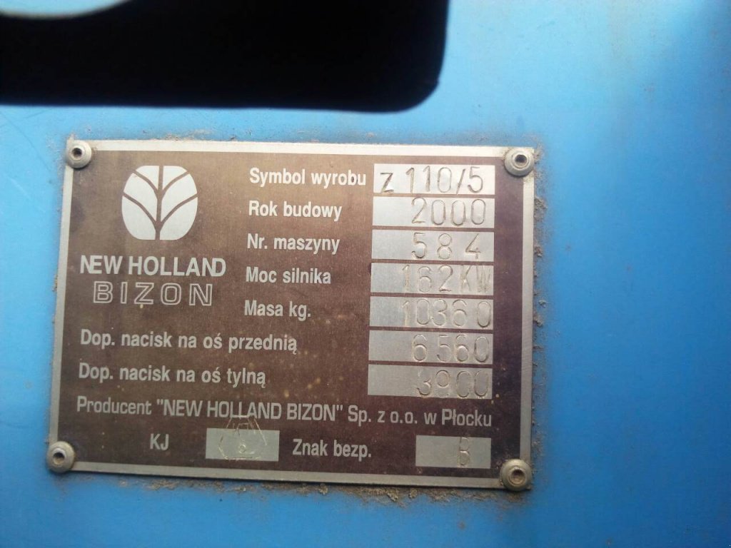 Oldtimer-Mähdrescher του τύπου New Holland Bizon Z-110,  σε Стеблів (Φωτογραφία 4)