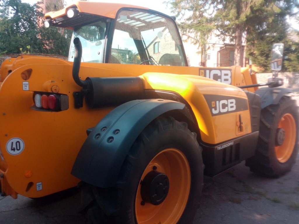 Teleskopstapler от тип JCB 531-70,  в Звенигородка (Снимка 3)