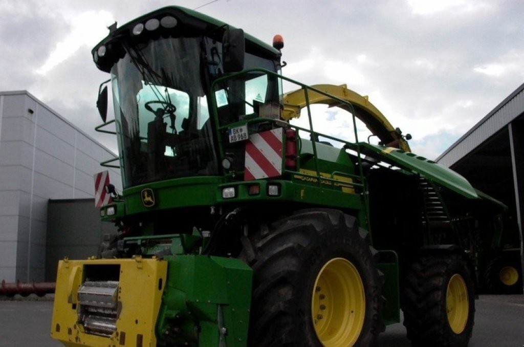 Sonstiges Feldhäckslerzubehör Türe ait John Deere 7350i ProDrive,  içinde Житомир (resim 1)