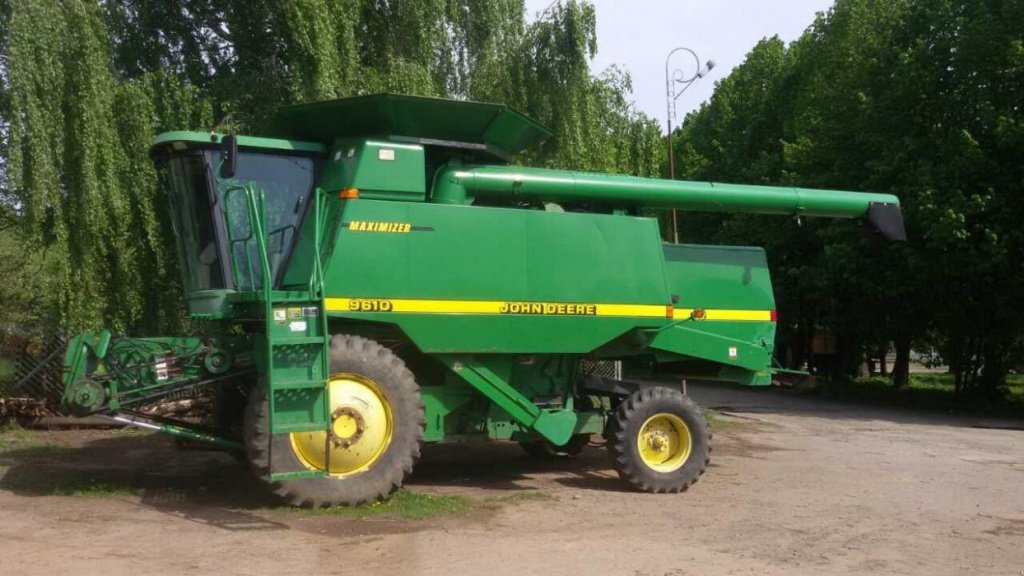 Oldtimer-Mähdrescher του τύπου John Deere 9610,  σε Маріуполь (Φωτογραφία 5)