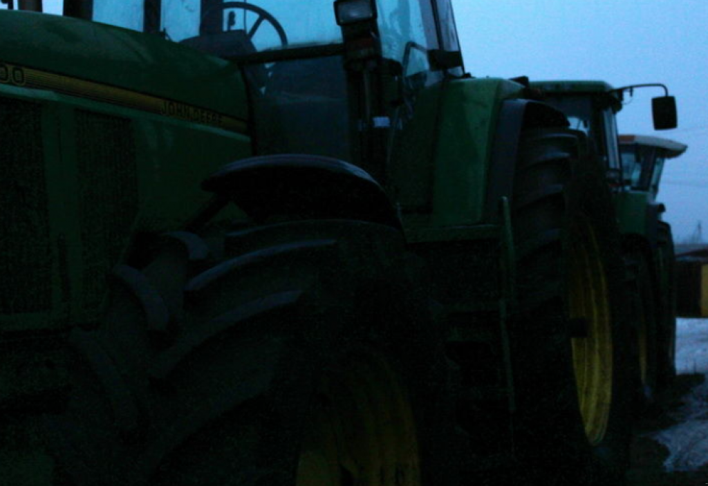 Oldtimer-Traktor of the type John Deere 7700,  in Миколаїв (Picture 3)