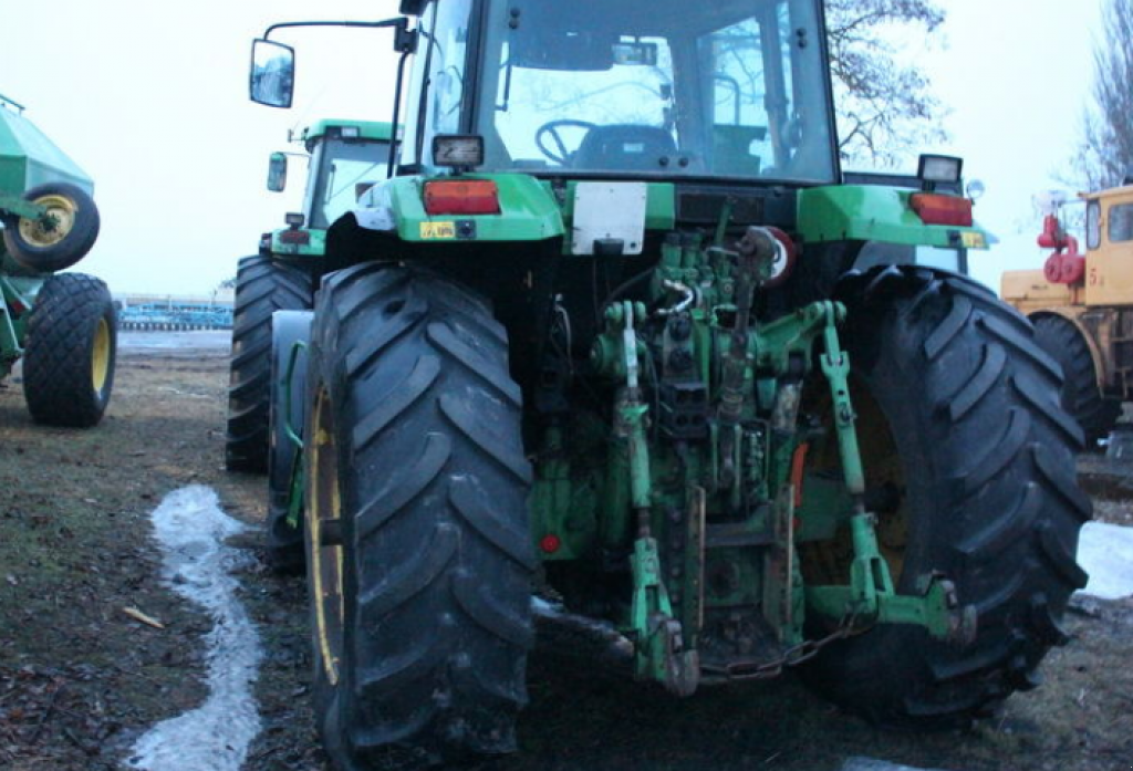 Oldtimer-Traktor typu John Deere 7700,  v Миколаїв (Obrázek 4)