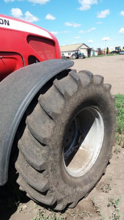 Oldtimer-Traktor van het type Massey Ferguson 8480A Dyna-VT, Neumaschine in Харків (Foto 5)