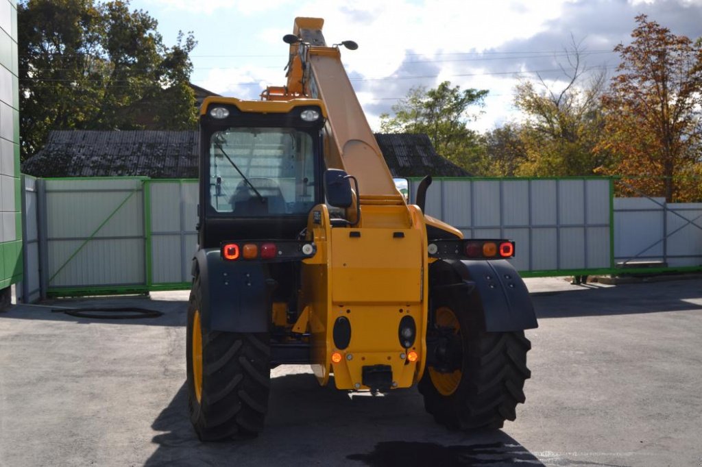 Teleskopstapler of the type JCB 536-70 Agri, Neumaschine in Звенигородка (Picture 9)