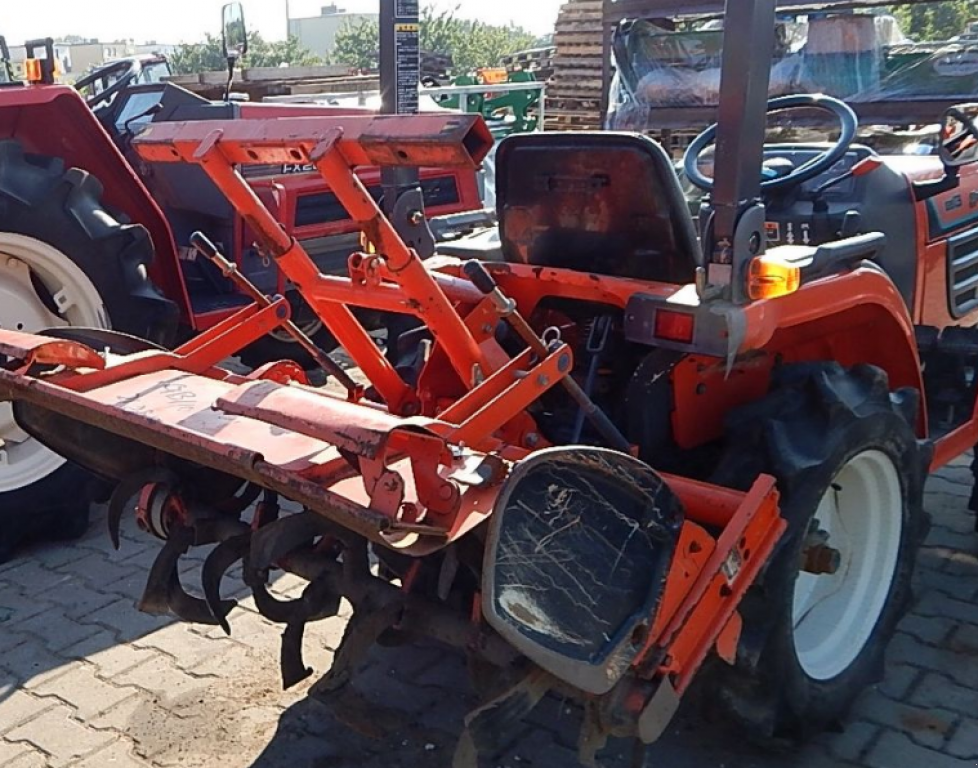 Hopfentraktor del tipo Kubota GB-13, Neumaschine In Харків (Immagine 4)