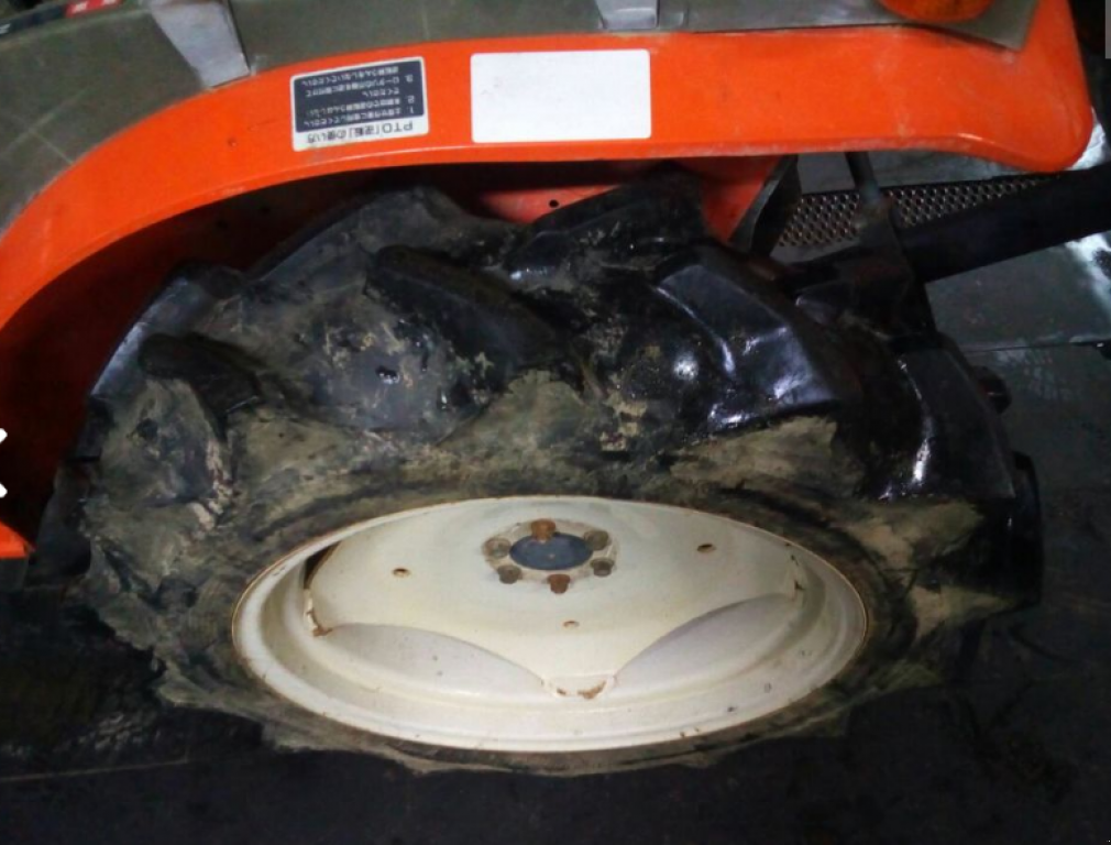 Hopfentraktor des Typs Kubota GB-20, Neumaschine in Харків (Bild 7)