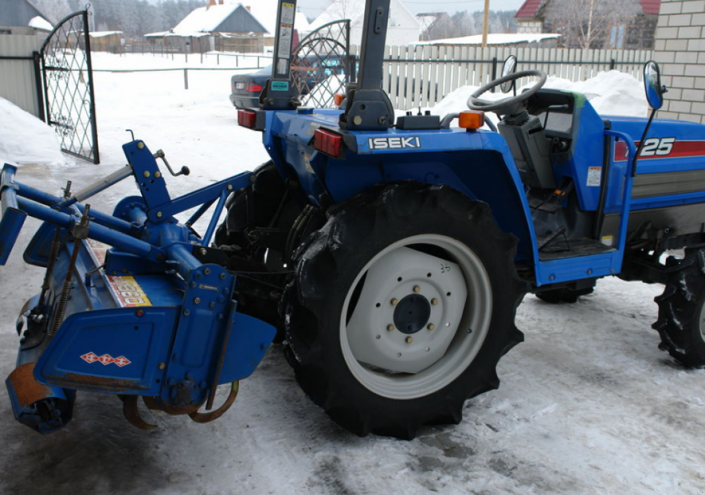 Hopfentraktor typu Iseki TK25, Neumaschine v Луцьк (Obrázek 4)