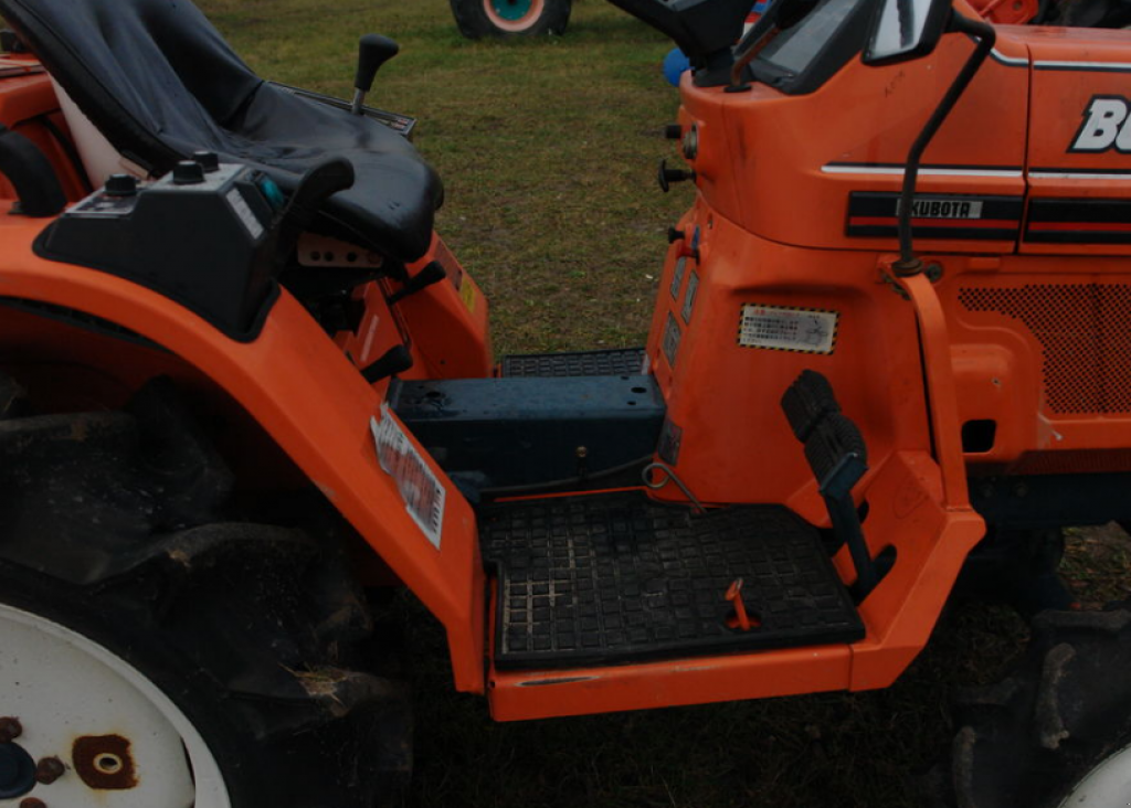 Hopfentraktor от тип Kubota Bulltra B-15.1L,  в Луцьк (Снимка 4)