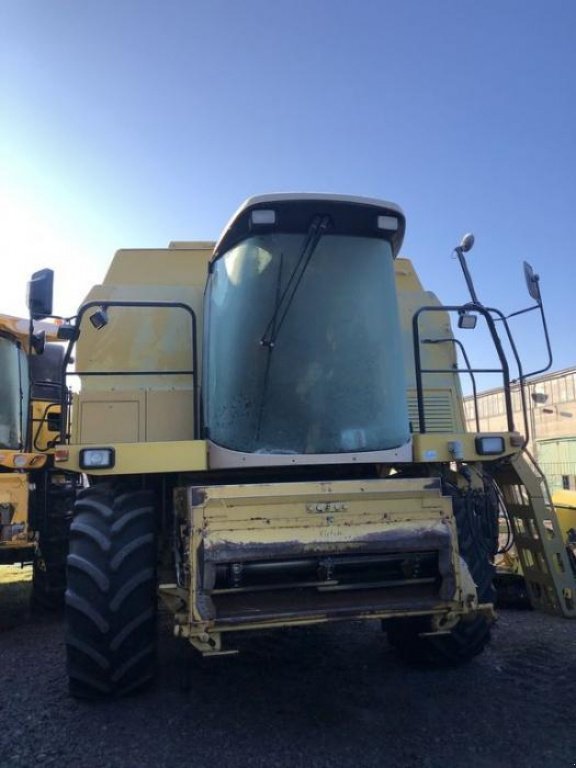 Oldtimer-Mähdrescher a típus New Holland TX68, Neumaschine ekkor: Володарка (Kép 2)