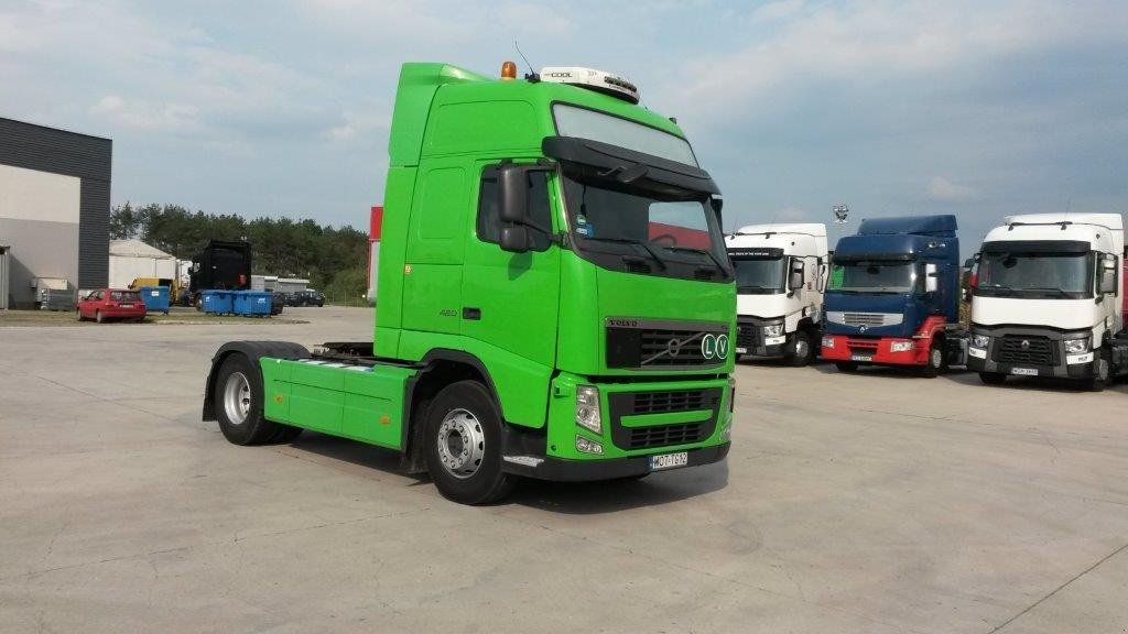 Muldenkipper van het type Volvo FH13 4x2 T ADR, Neumaschine in Київ (Foto 2)