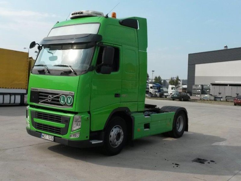 Muldenkipper of the type Volvo FH13 4x2 T ADR, Neumaschine in Київ (Picture 1)