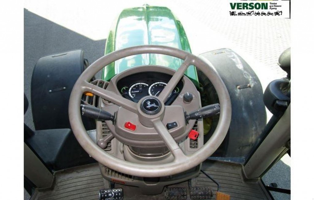 Oldtimer-Traktor van het type John Deere 6830 Premium, Neumaschine in Київ (Foto 4)