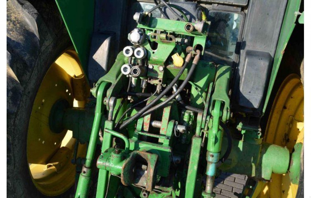 Oldtimer-Traktor del tipo John Deere 6400, Neumaschine In Київ (Immagine 2)