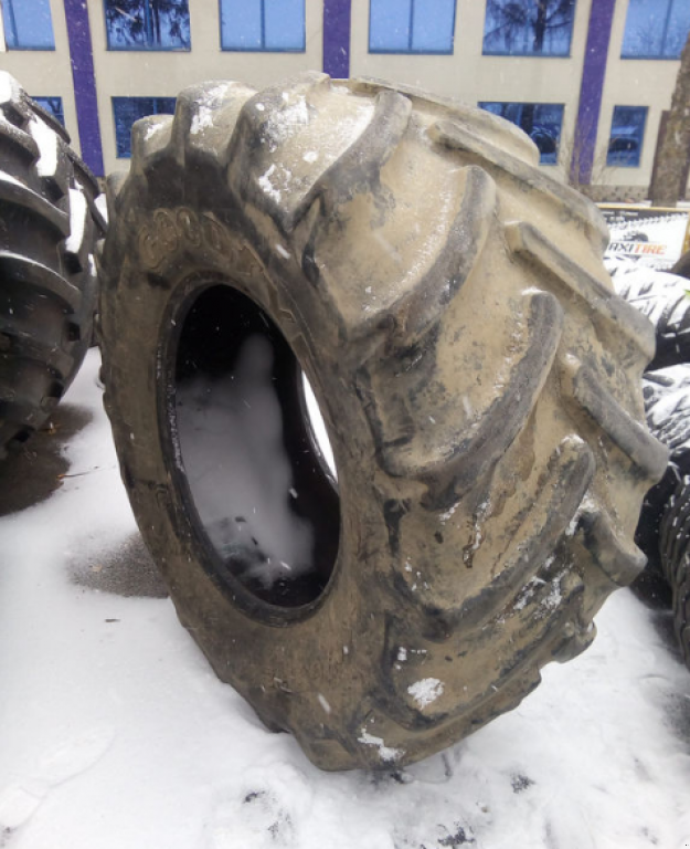 Reifen от тип GoodYear 600/65R28.00,  в Житомир (Снимка 1)