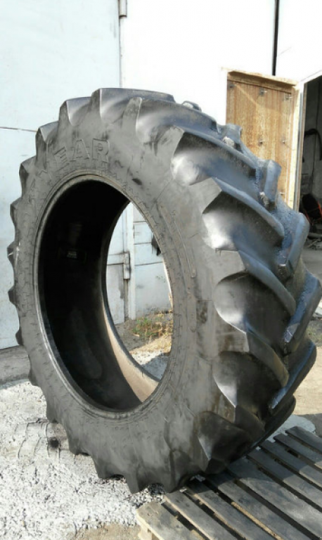 Reifen типа GoodYear 520/85R42.00 (20.8R42),  в Житомир (Фотография 1)