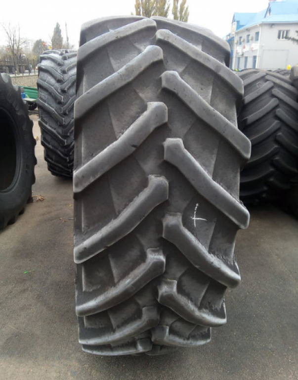 Reifen du type Trelleborg 600/70R34 TM 900,  en Житомир (Photo 6)