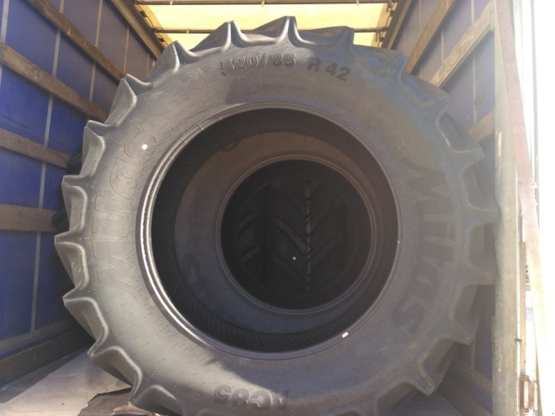 Reifen van het type Mitas 520/85R42 (20.8R42) 162B/162A8 AC85 TL,  in Бровари (Foto 1)