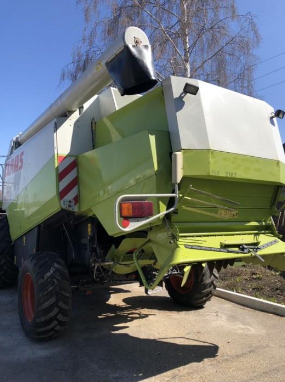 Oldtimer-Mähdrescher del tipo CLAAS Lexion 460, Neumaschine en Полтава (Imagen 7)