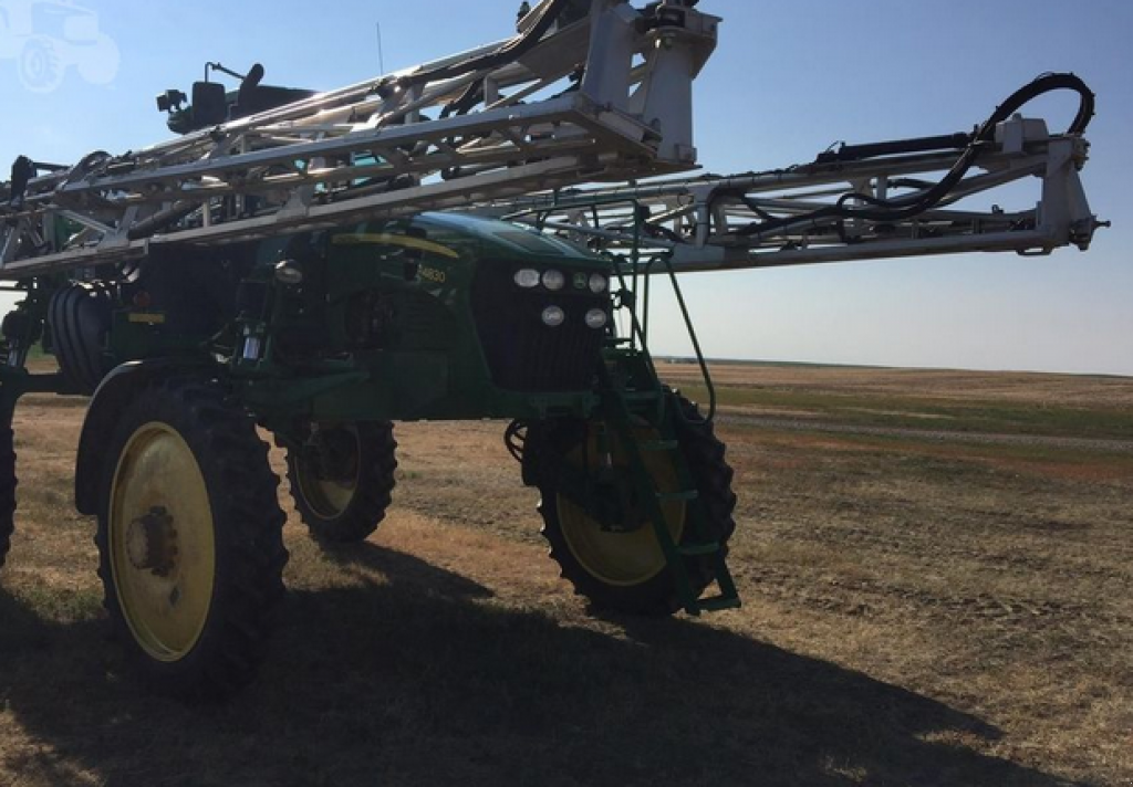 Selbstfahrspritze des Typs John Deere 4830,  in Біла Церква (Bild 3)