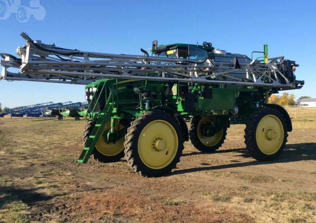 Selbstfahrspritze typu John Deere 4830,  v Біла Церква (Obrázek 10)