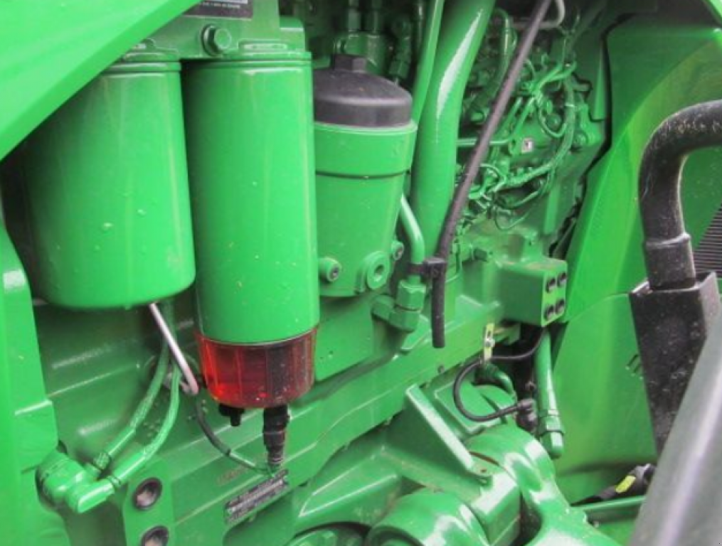 Oldtimer-Traktor of the type John Deere 8370R, Neumaschine in Біла Церква (Picture 5)