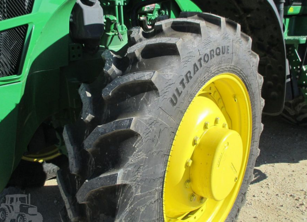 Oldtimer-Traktor van het type John Deere 8430, Neumaschine in Біла Церква (Foto 7)