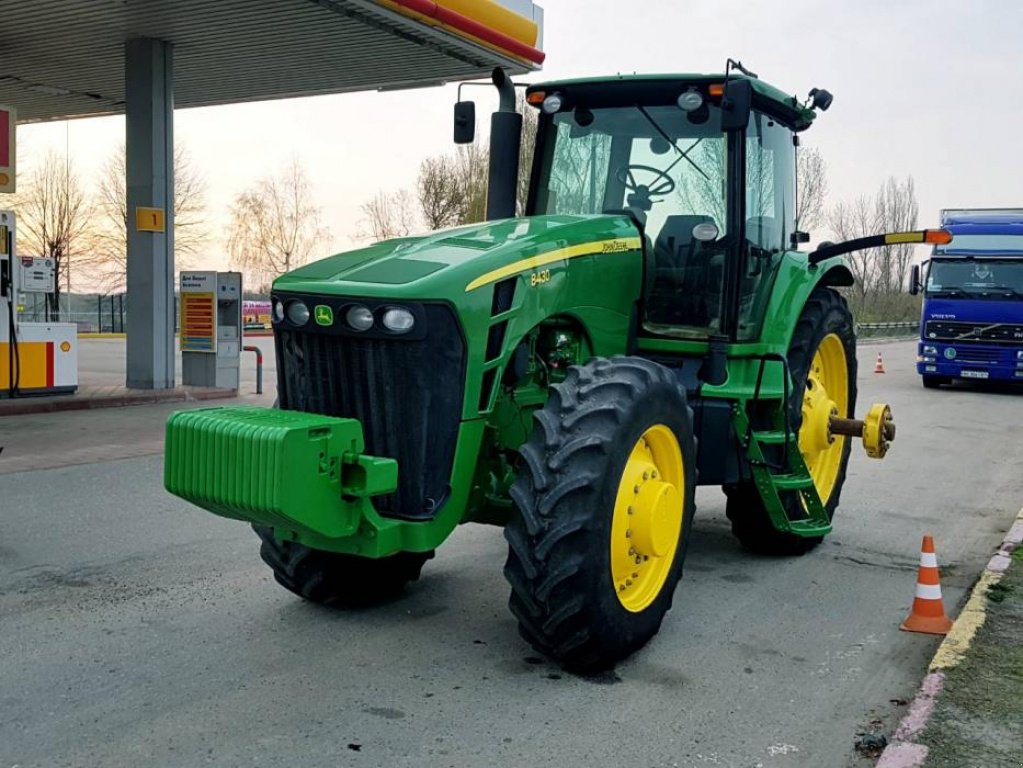 Oldtimer-Traktor του τύπου John Deere 8430, Neumaschine σε Біла Церква (Φωτογραφία 4)