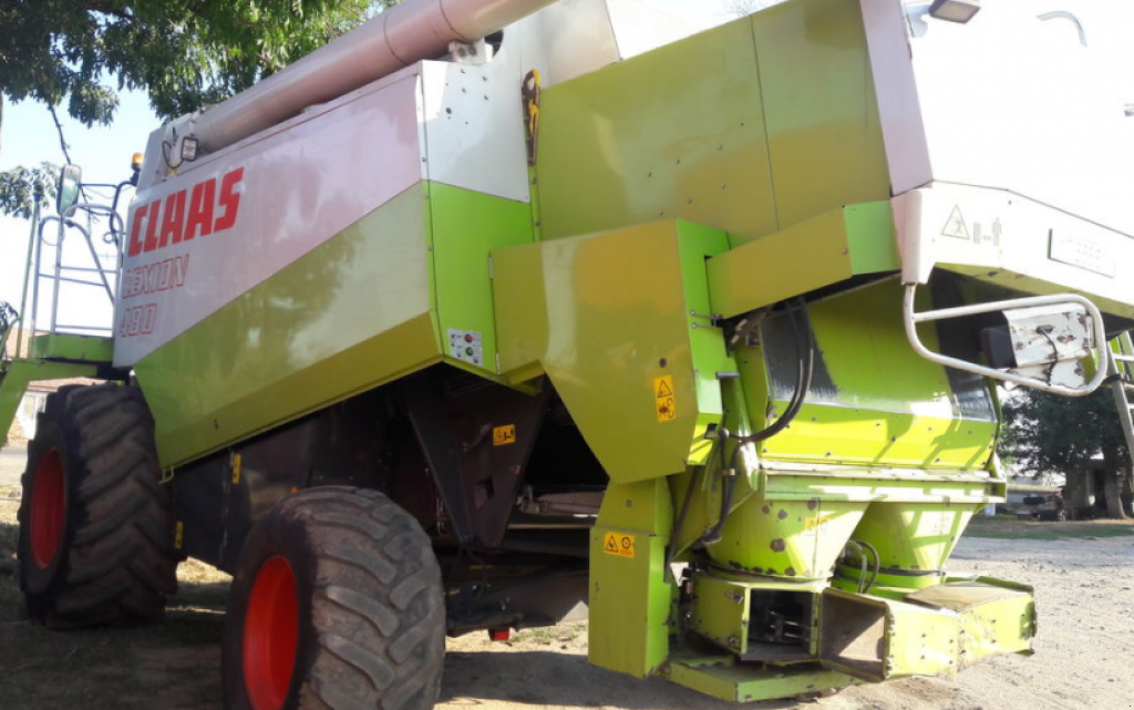 Oldtimer-Mähdrescher des Typs CLAAS Lexion 480, Neumaschine in Вінниця (Bild 7)