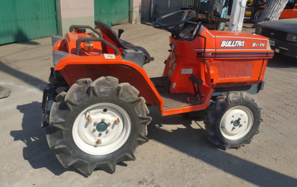 Hopfentraktor za tip Kubota B1-14, Neumaschine u Одеса (Slika 1)