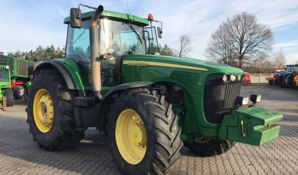 Oldtimer-Traktor tipa John Deere 8520, Neumaschine u Золочів (Slika 1)