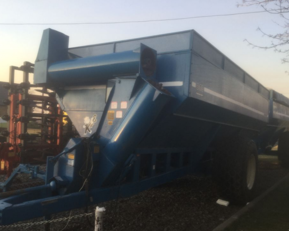 Überladewagen van het type Kinze 840,  in Золочів (Foto 5)