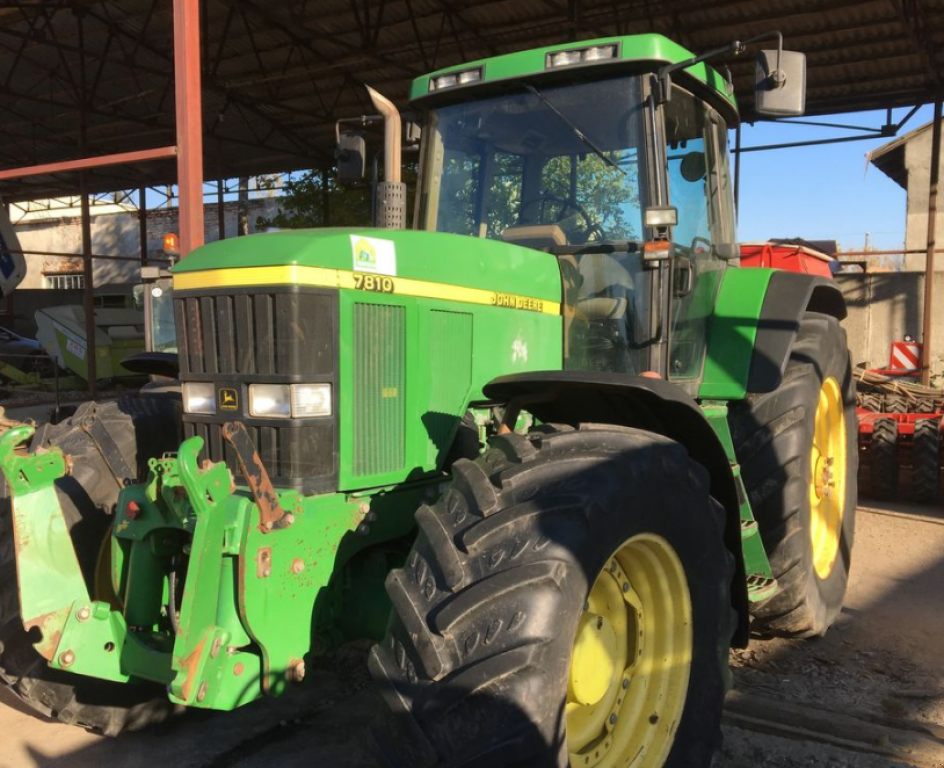 Oldtimer-Traktor Türe ait John Deere 7810, Neumaschine içinde Золочів (resim 1)