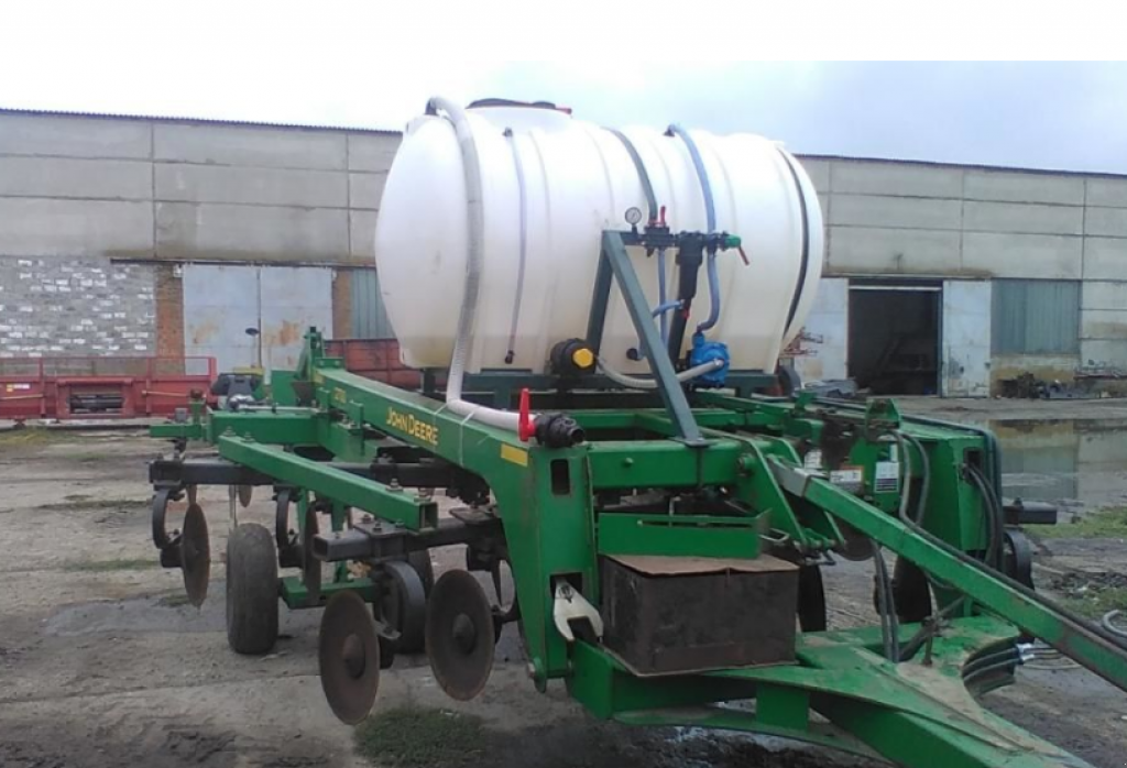 Spatenpflug tipa John Deere 2700,  u Дніпропетровськ (Slika 1)