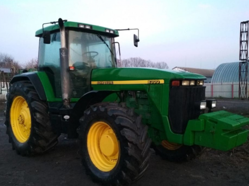 Oldtimer-Traktor от тип John Deere 8300, Neumaschine в Житомир (Снимка 1)