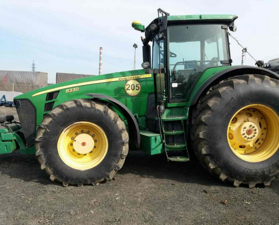 Oldtimer-Traktor του τύπου John Deere 8330, Neumaschine σε Харків (Φωτογραφία 2)