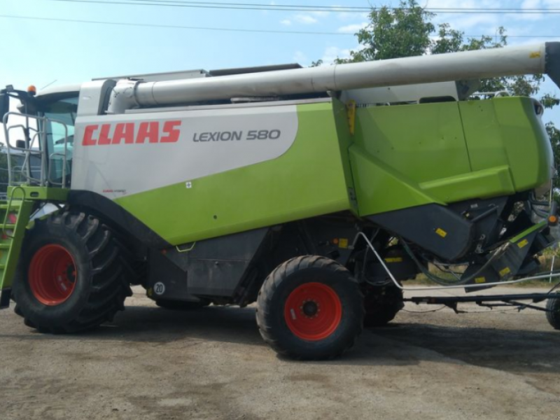 Oldtimer-Mähdrescher of the type CLAAS Lexion 580, Neumaschine in Ужгород (Picture 1)