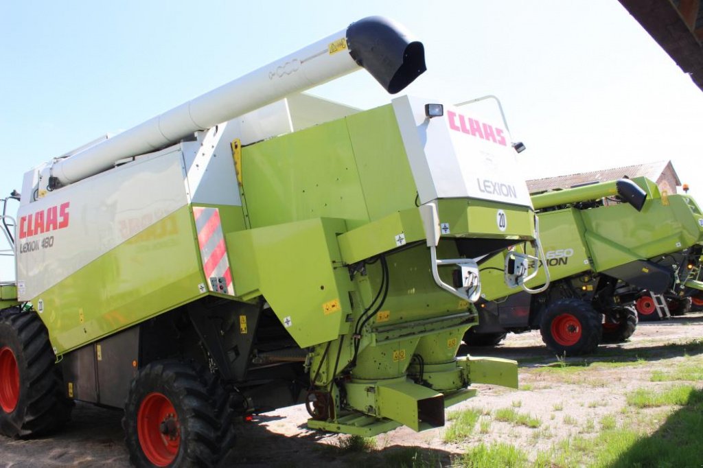 Oldtimer-Mähdrescher Türe ait CLAAS Lexion 480, Neumaschine içinde Не обрано (resim 5)