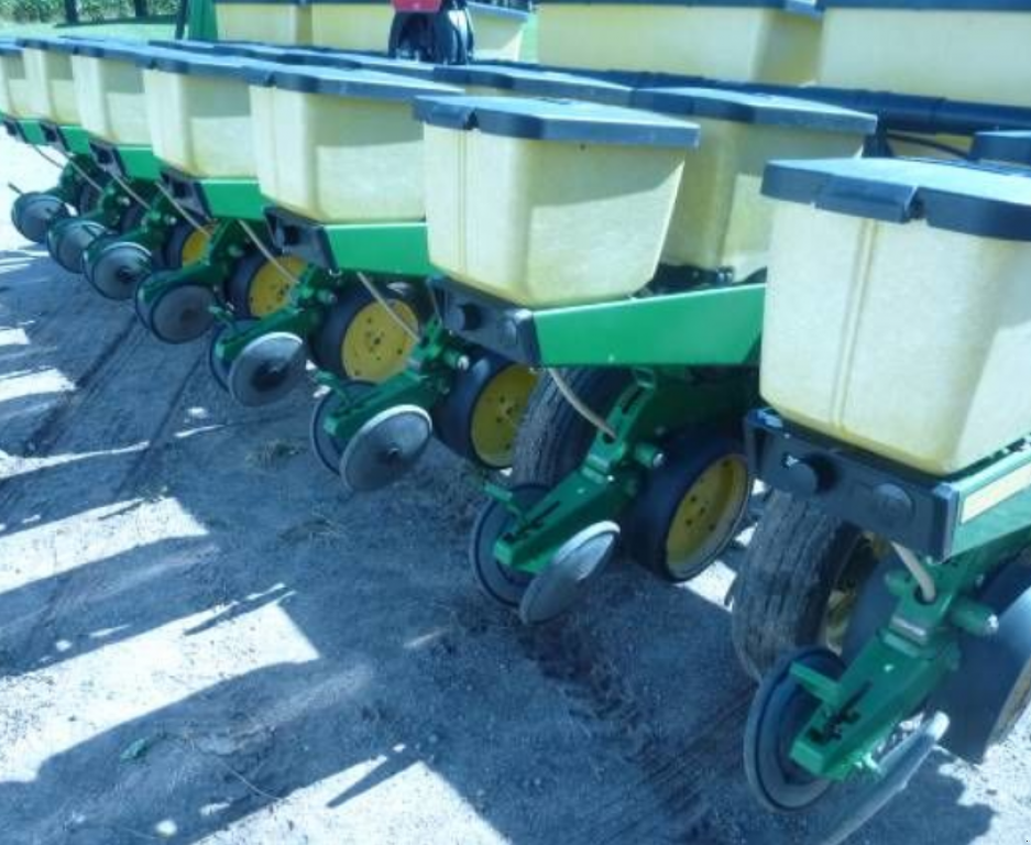 Direktsaatmaschine Türe ait John Deere 7000,  içinde Київ (resim 5)