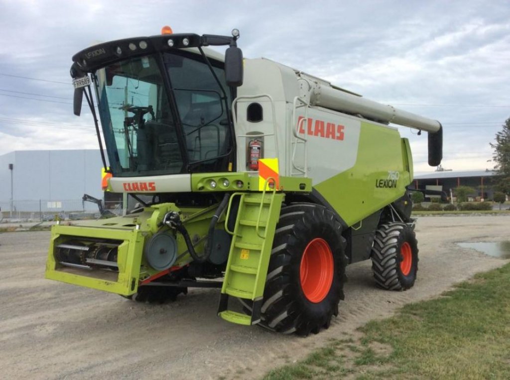 Oldtimer-Mähdrescher typu CLAAS Lexion 760, Neumaschine v Київ (Obrázek 1)