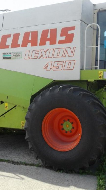 Oldtimer-Mähdrescher a típus CLAAS Lexion 450,  ekkor: Київ (Kép 10)