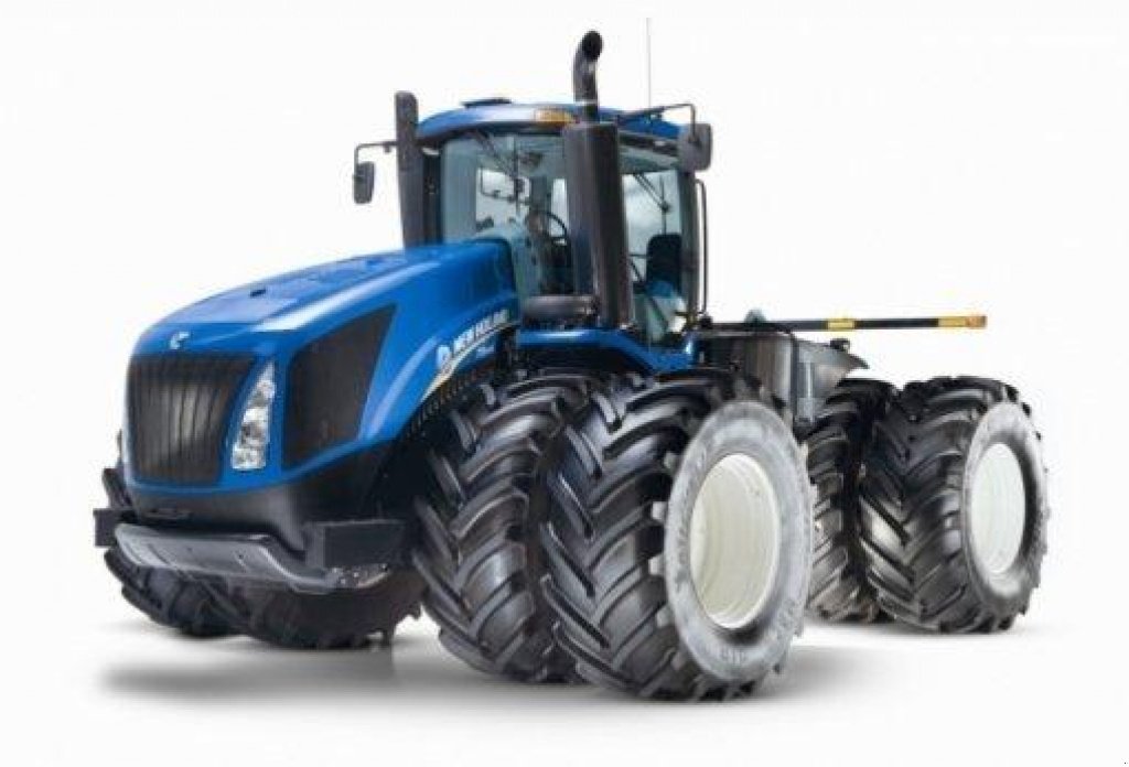 Oldtimer-Traktor του τύπου New Holland T9.615, Neumaschine σε Кіровоград (Φωτογραφία 1)