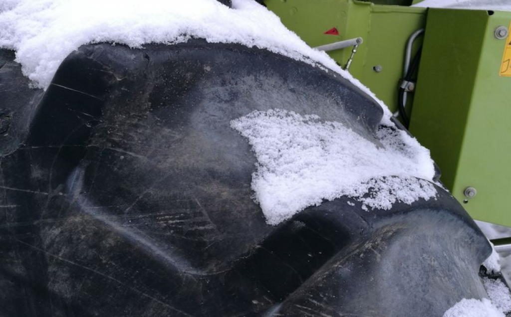 Oldtimer-Mähdrescher van het type CLAAS Lexion 580+,  in Рівне (Foto 2)