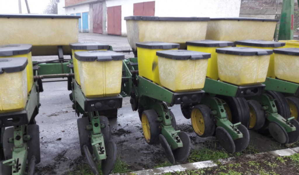 Gareeggenfelder του τύπου John Deere 7200,  σε Дуна́ївці (Φωτογραφία 2)