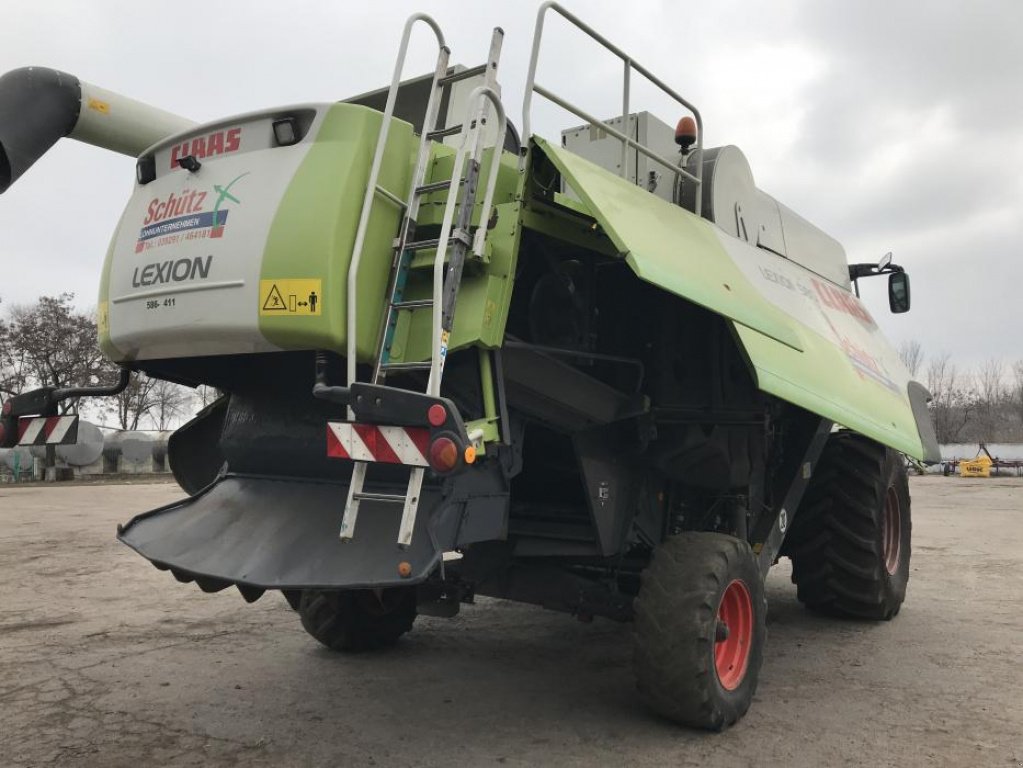 Oldtimer-Mähdrescher of the type CLAAS Lexion 580, Neumaschine in Не обрано (Picture 3)